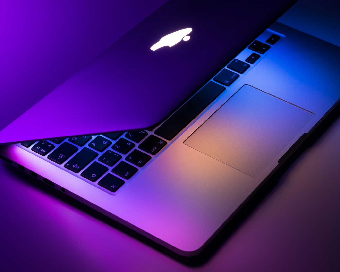 MacBook Air M2 13", 16/512