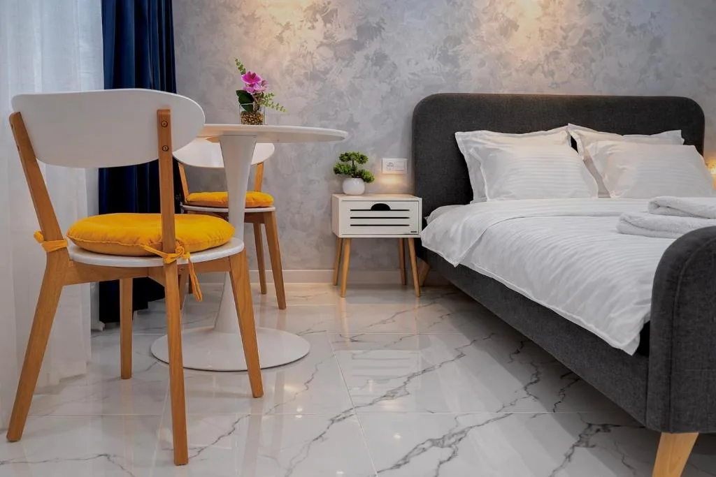 Studio cazare in regim hotelier — imaginea 3